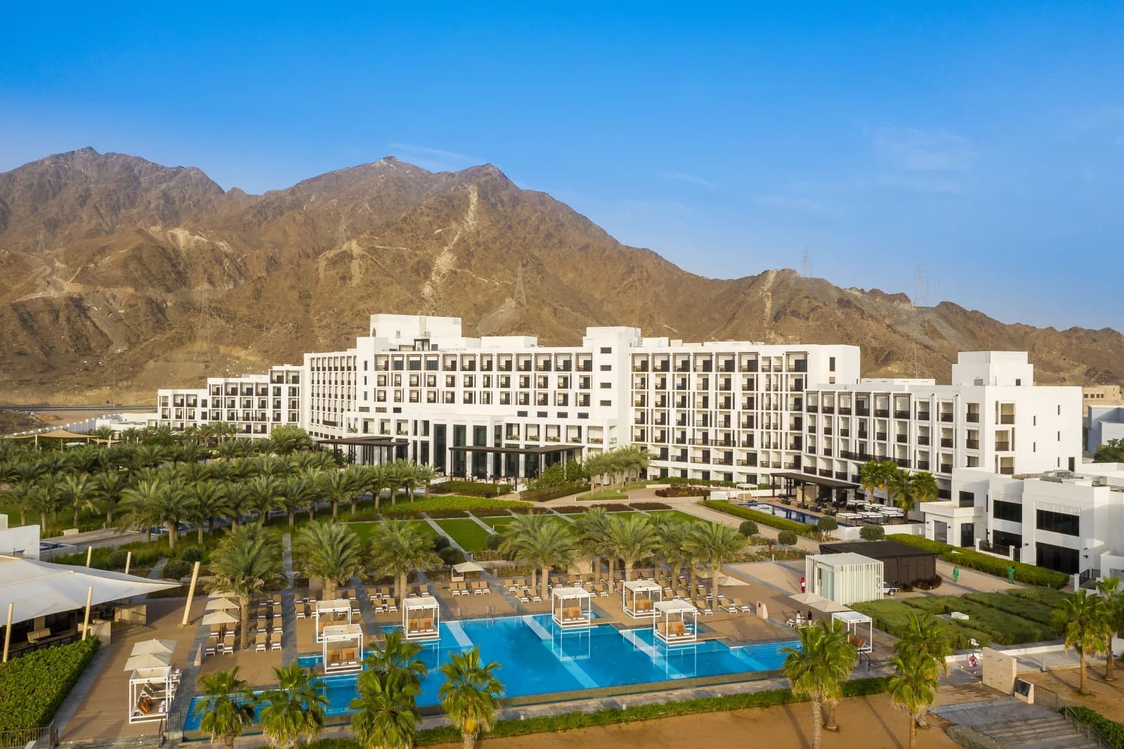 InterContinental Fujairah Resort by IHG: Hotel Exterior