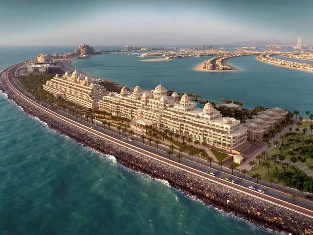 Raffles The Palm: On Site Outdoor/Exterior Exterior View of Building