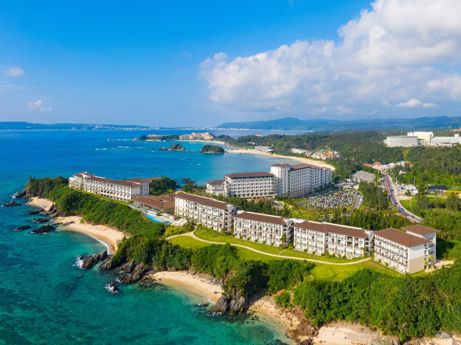 Halekulani Okinawa: Exterior