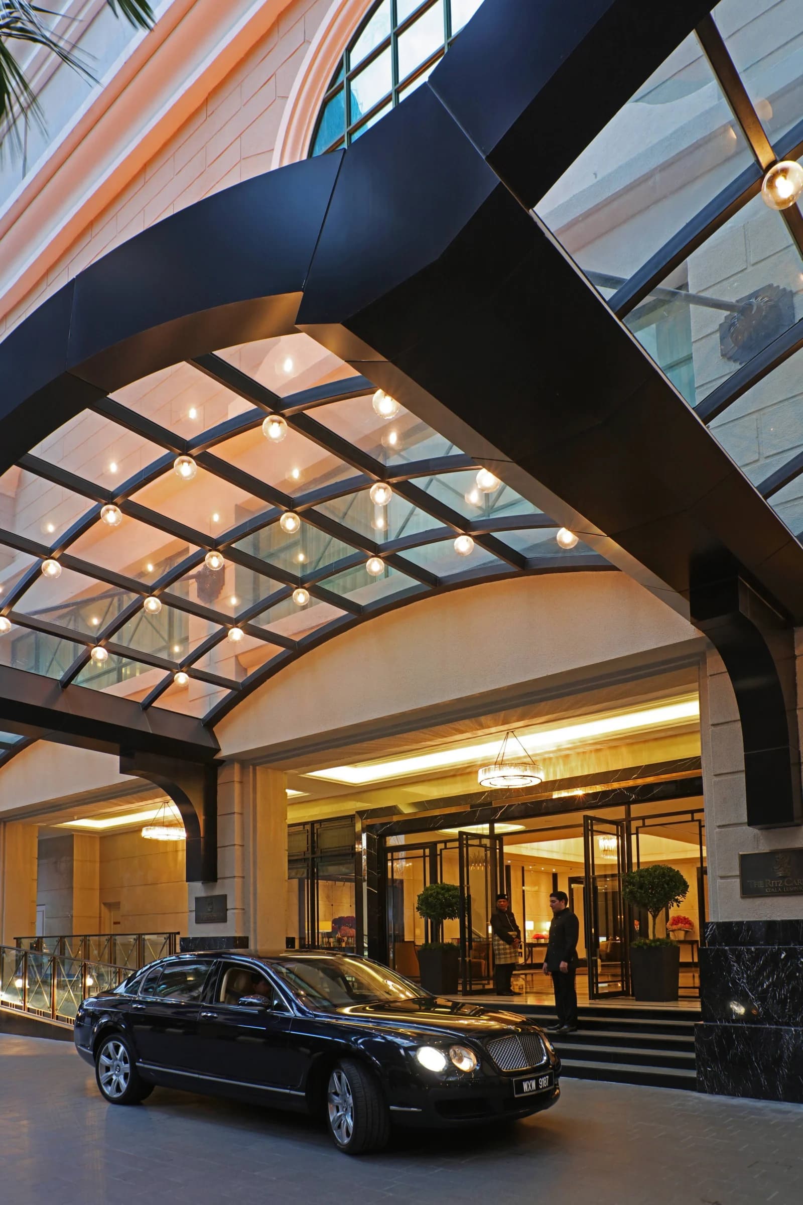 The Ritz-Carlton, Kuala Lumpur: Hotel Entrance