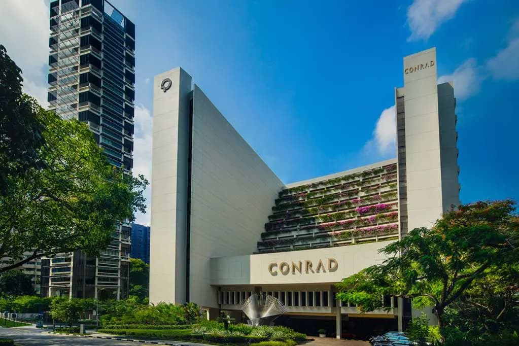 Conrad Singapore Orchard: On Site Outdoor/Exterior Exterior View of Building