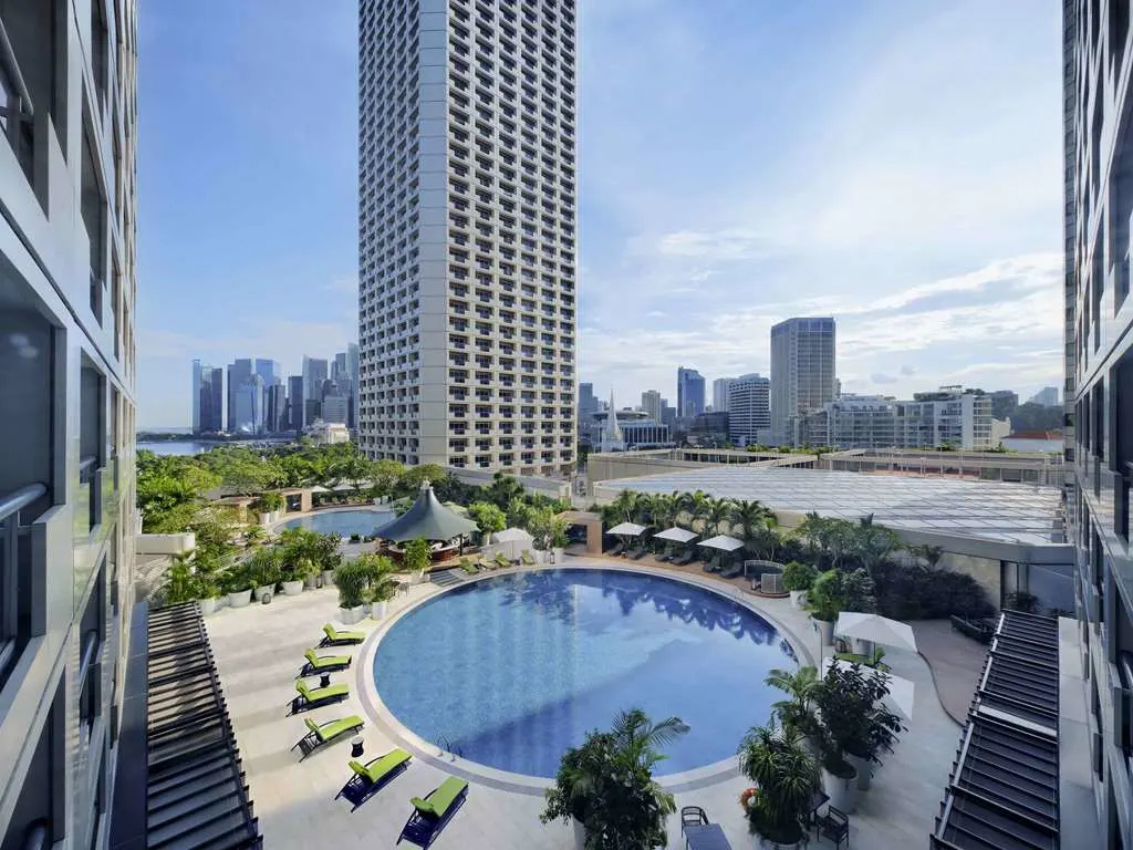 Fairmont Singapore: On Site Outdoor/Exterior Exterior View of Building