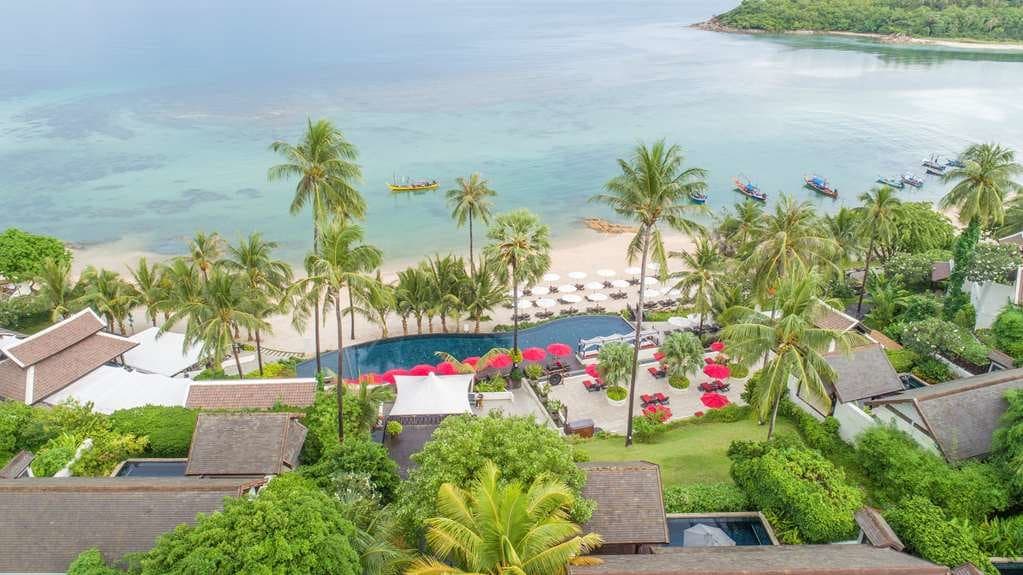 Anantara Lawana Koh Samui Resort, Chaweng: Pool On Site Outdoor/Exterior Property Amenity Beach Recreation Exterior View of Building