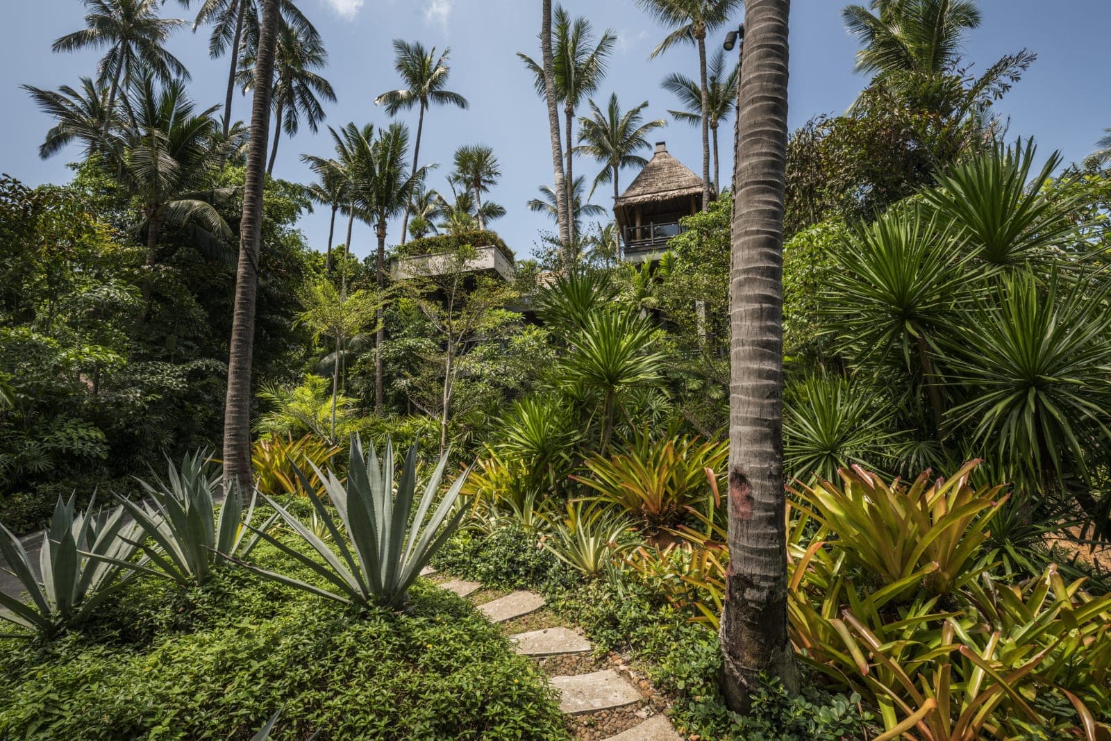 Four Seasons Resort Koh Samui: Residence Pathway