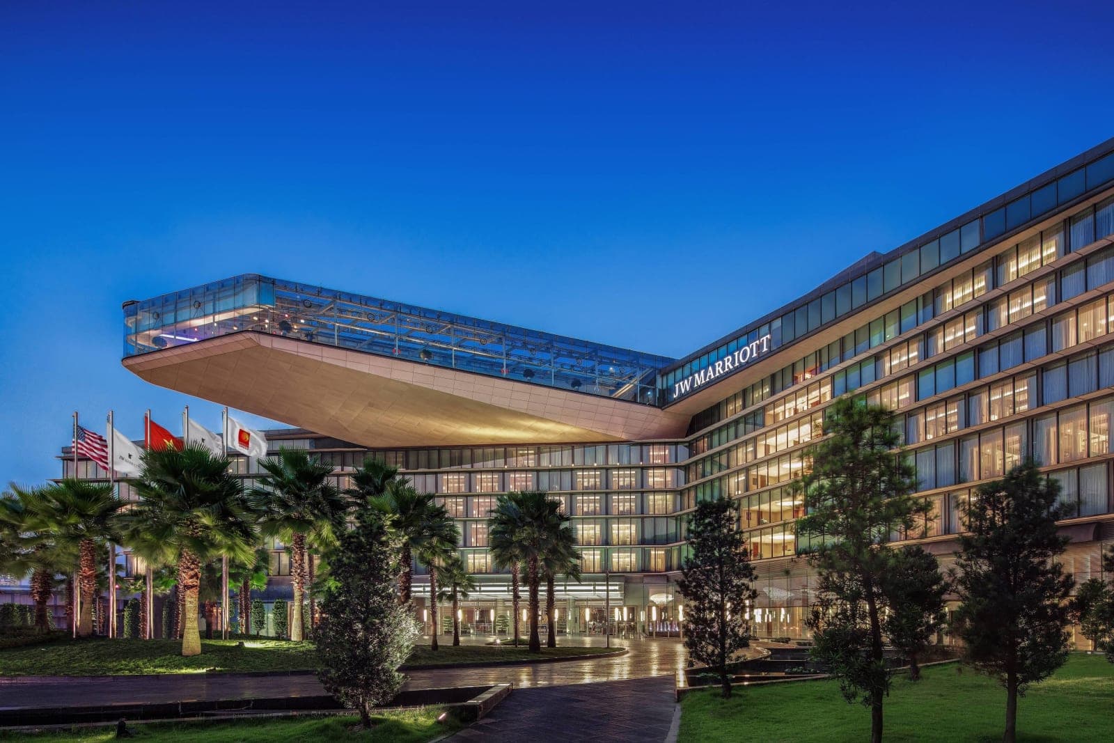 JW Marriott Hotel Hanoi: Entrance