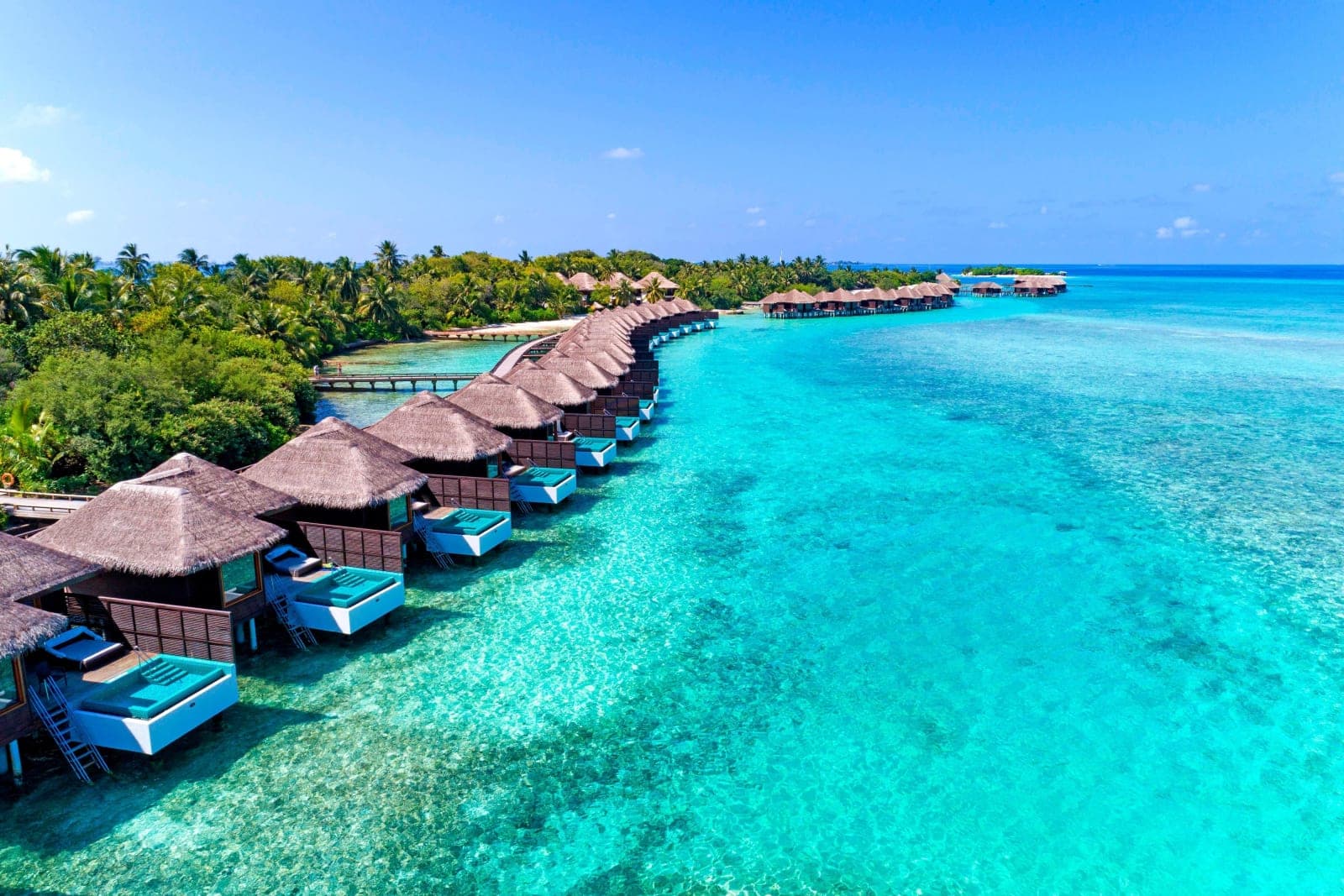 Sheraton Maldives Full Moon Resort & Spa: Aerial View