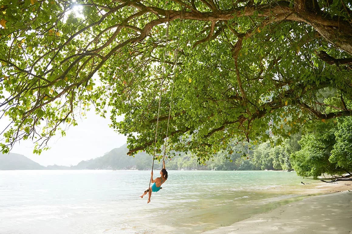 Constance Ephélia: Ephelia Seychelles Swing