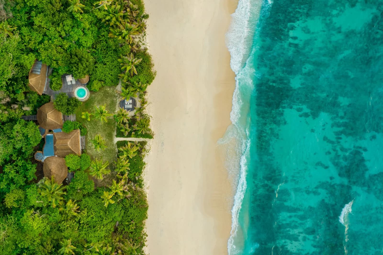 North Island, a Luxury Collection Resort, Seychelles: Beachfront villa aerial views