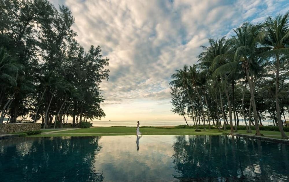 Dusit Thani Krabi Beach Resort